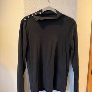 Perfect-fit turtleneck with jewel buttons - Size XL